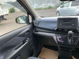☆内外装クリーニング☆車の隅々まで徹底的にクリーニングを行っておりますので内外装ともに綺麗な状態でご納車いたします!