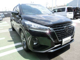 今話題のLEDランプが付いているので明るいですよ♪視界良好で安全確保!フォグライトも付いているのでより一層視界良好に!山道だって楽勝です★