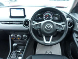 ◆チルト&テレスコピックステアリング◆ドライバーのさまざまな体格に応じて適切な運転姿勢を取りやすいよう、ハンドルの前後位置と高さを調整できます◆