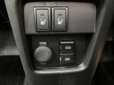 各種装備ございますので是非一度ご来店いただいて現車のご確認お願いいたします。