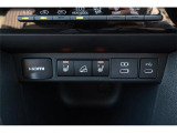 運転席/助手席シートヒーター付です。
