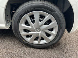 ☆お車についた傷やヘコミ、事故の修理もハヤシにお任せください。自社鈑金工場で修理ができますの安心です☆