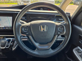 扱いやすいハンドルで運転しやすいです!!