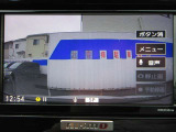 ナビ画面に映し出しているのは純正ドライブレコーダーが捉えた映像です。
