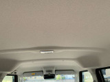 エンジンルームも綺麗に洗浄してから納車致します。普段あまり見ることが無い箇所だからこそ綺麗だと感動しますよね(*&acute;▽`*)