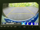 駐車時や後退時の安全をサポートするバックモニターを搭載。後方の状況を映像で確認でき、安心して運転できます。