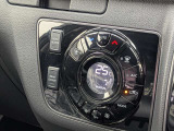 オートエアコンで温度を設定するだけで快適な車内環境を維持することができます!