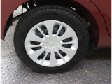 165/65R14サイズのタイヤになります。