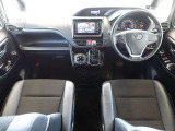 SiWxB専用ハーフレザーシート内装の高級感のあるインテリアが運転を楽しませてくれます♪