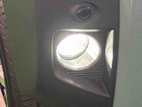 LEDフォグランプ LEDの明るい光が霧の発生や悪天候時に視界確保をサポートします!