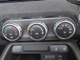 人気グレードのRSが入庫です♪当社下取りワンオーナー車につき、ご安心頂ける一台となっております♪内外装共に程度良好♪安心のディーラー保証付きのお車となっております!
