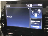 ディスプレイオーディオ装着車。ディスプレイとスマホを連携で、様々なアプリを使用できます。マップのアプリを繋げて、ナビゲーションとして使用できます。