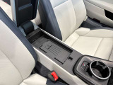 お車でお越しの方は、新御堂筋に面しておりアクセスが便利です。新名神「箕面とどろみIC」や名神「吹田IC」など、各方面の主要道路からスムーズにご来店いただける、お車でもアクセスしやすい好立地です。