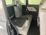 お客様にぴったりなおクルマをお選びいただけますように様々な展示車をご用意致しております!ダイハツの軽自動車だけではなく、他メーカー車やコンパクトカー・ミニバンなども数多く取り揃えております!