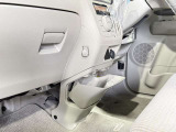 ☆車内の隅々まで徹底クリーニング!目に見えない汚れも落とします!除菌ウイルス除去・消臭でお子様にも安心!