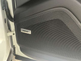 経験・知識豊富なセールススタッフと、熟練のサービススタッフがご案内致します。