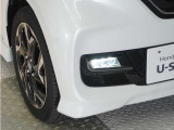 ◆フォグライト◆ 霧などの悪天候時、自車の位置を示すとともに前方や路肩が見えずらい時、近い位置をワイドに照らしてくれます