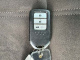 今や欠かせないアイテムとなったキーレス。もちろん付いています。直接キーを差し込まなくてもドアの施錠・開錠が出来ます。