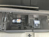 万が一のパンク時には応急用パンク修理キット装備、スペアタイヤはありません。