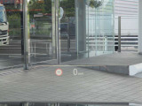 ヘッドアップディスプレイ装備です。運転時の視界に様々な情報が投影されます。
