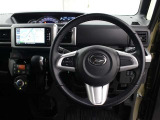 運転席廻りです。