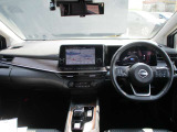 ノートオーラの運転席廻りになります。