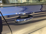 BMWの伝統の丸目4灯ヘッドライトでございます。LEDライトで視認性もよく明るく安全性の向上につながります。