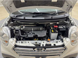 トヨタ中古車「まるごとクリーニング」施工済。エンジンルームを専用洗剤で洗浄!高圧&スチーム洗浄も行います。樹脂部分も艶出し剤でピカピカです☆☆