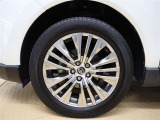225/55R19タイヤ&純正アルミホイール付です。