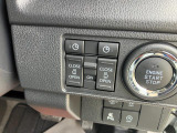 両側電動スライドドア