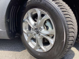 純正16インチアルミホイールでスタイルバッチリ!215/60R16 オールシーズンタイヤです