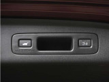 ◆予約機能付きパワーテールゲート◆キーや運転席のボタン、ハンズフリー機能など多彩なアクセスで自動開閉できます。