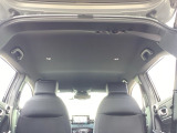 自社整備工場で点検整備をおこなってからお渡ししています。車検が残っている場合は『12ヶ月点検整備』を、車検整備付きの場合は『車検整備』をおこないます。整備費用は車両本体価格に含まれています。