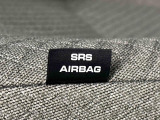 車両側方からの衝撃を緩和するSRSサイドエアバッグ(運転席/助手席)に加えて,SRSカーテンシールドエアバックも標準装備