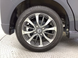 純正アルミホイール☆Honda車にぴったりなデザインです。