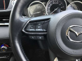 運転席廻りの様子です。ハンドルスイッチで純正オーディオの基本操作等も可能です☆