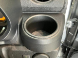 品質には自信があります!ハッピーの品質・キレイなお車をお届けさせていただきたい!そんな気持ちでキレイに仕上げております。フロアマットなどの清掃はもちろん、シート下なども徹底的に清掃しております。