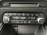 エアコンはフルオートエアコンです☆快適な空間で運転していただけます☆
