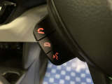 【ハンズフリースイッチ】対応したナビと接続することで使用できます。