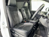 見通しのよいすっきりとした視界で、誰でも運転しやすいです。運転のしやすさは疲れにくさにも繋がりますよ♪