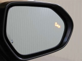 後方からの車の接近を教えてくれるブラインドスポットモニター♪※あくまでも補助的な装置なので目視確認もお忘れなく!