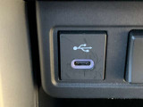 エンジンルームも綺麗に洗浄してから納車致します。普段あまり見ることが無い箇所だからこそ綺麗だと感動しますよね(*&acute;▽`*)