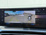 在庫車両はストックヤードにも保管してございます。あらかじめ在庫確認及びご来店日時のご連絡を頂けますと円滑なご案内が可能です。