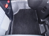 車を初めて購入されるお客様や、車にあまり詳しくないお客様にもわかりやすく丁寧に説明させて頂きます♪