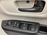 保証期間を1年又は4年間延長することができる「ホッと保証プラス」がございます。しかも距離無制限、購入時しか入れない保証延長プランです。詳細はスタッフにご確認ください。※対象外車両もあります