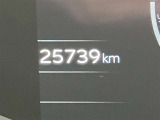 トヨタ認定中古車 5人乗り 26000キロ 1500W給電 全周囲カメラ BSM ナビ&フルセグTV Bluetooth LEDヘッドライト アルミホイール スマートキー ETC  ドラレコ ワンオーナー ブラインドスポットモニター