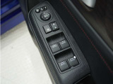 ◆パワーウィンドウスイッチ◆運転席から全席の窓の開閉操作を行うことが出来いつでも換気ができます!