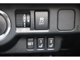 運転席シートポジションメモリー機能 アクセスキー1つに付きシートポジションを2つメモリーすることができます。