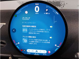 MINIのメーターパネルは円をコンセプトにデザインされております。おしゃれで愛嬌のあるMINI独自のデザインに惹かれる方は数多くいらっしゃいます。