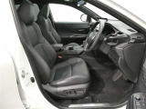 体をしっかりとホールドしてくれるバケットシートのお車になります★シートの傷み等も無く状態良好なお車になります!!